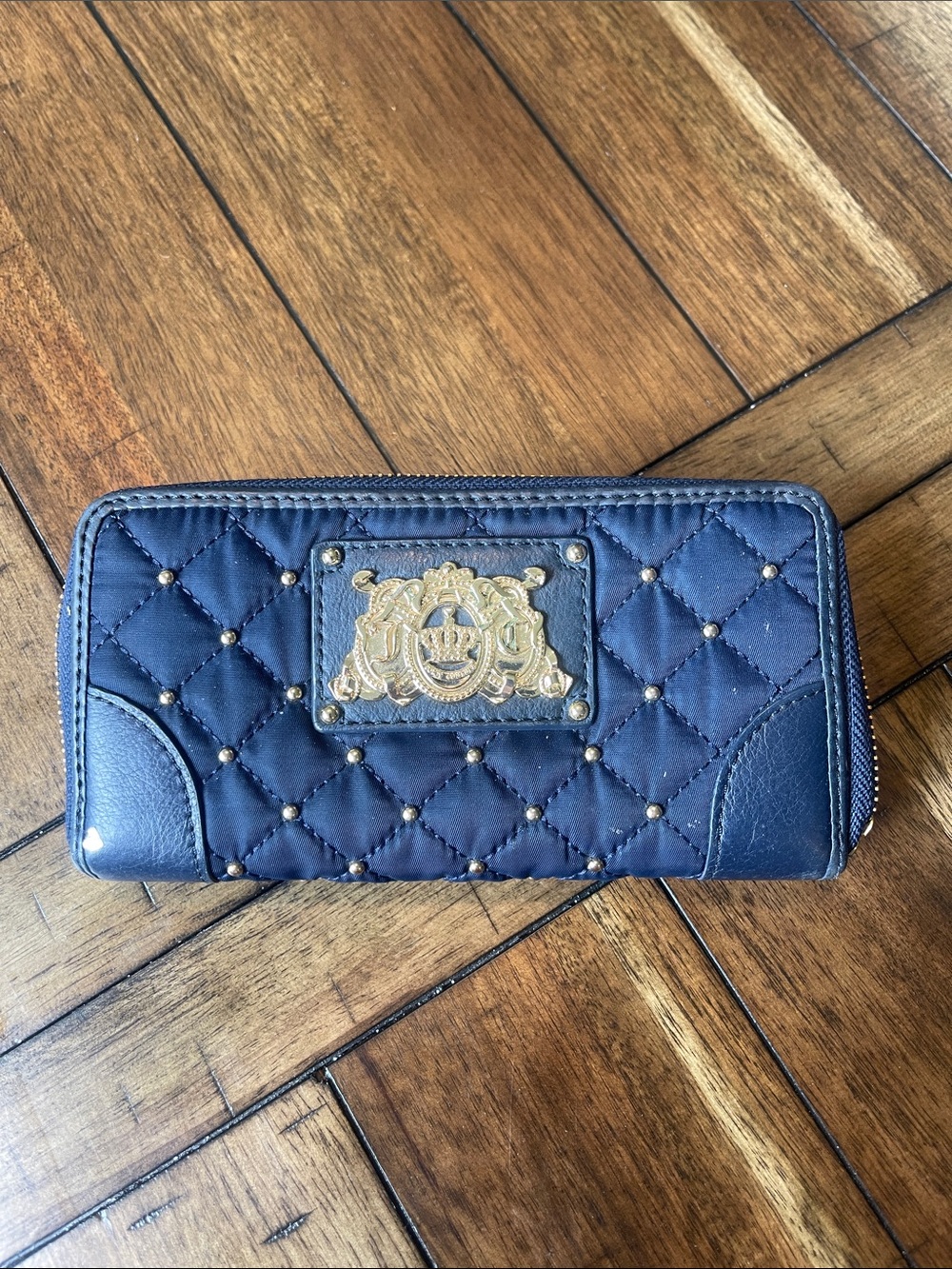 Vintage Juicy Couture Quilted Navy Zip-Around Wallet with Gold Crest
